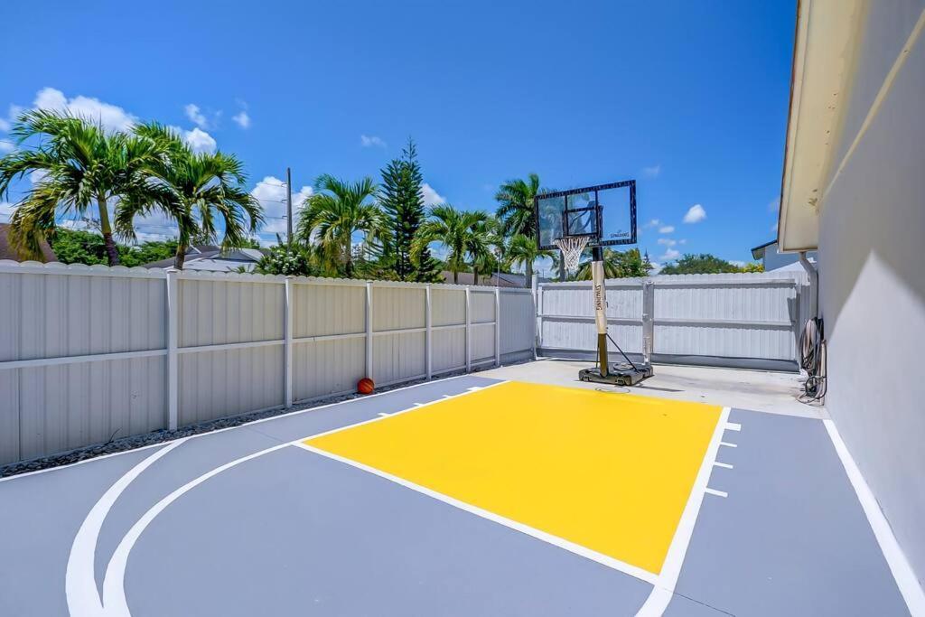 Miami Luxury House W Heated Pool & Jacuzzi Villa Екстериор снимка