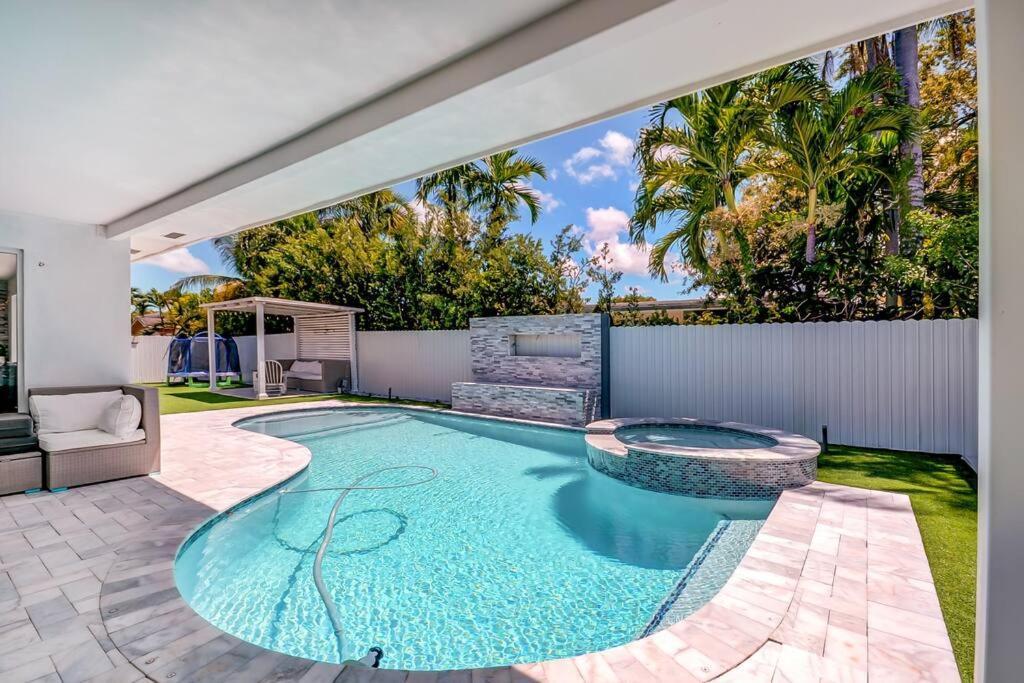 Miami Luxury House W Heated Pool & Jacuzzi Villa Екстериор снимка